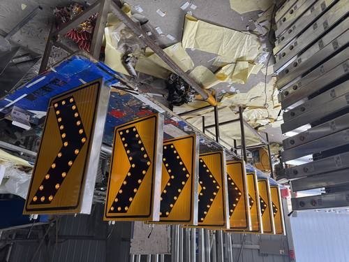 甘肃太阳能交通标牌的核心部件是电池,电池多久